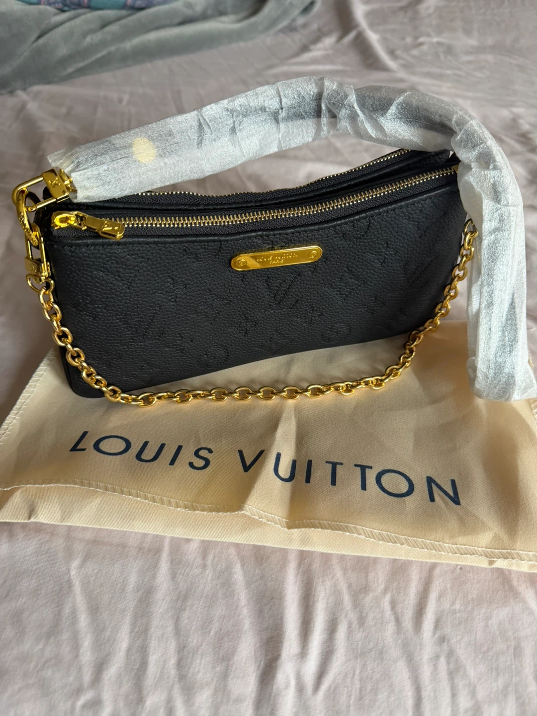 Louis Vuitton Black Monogram Empreinte Pochette
