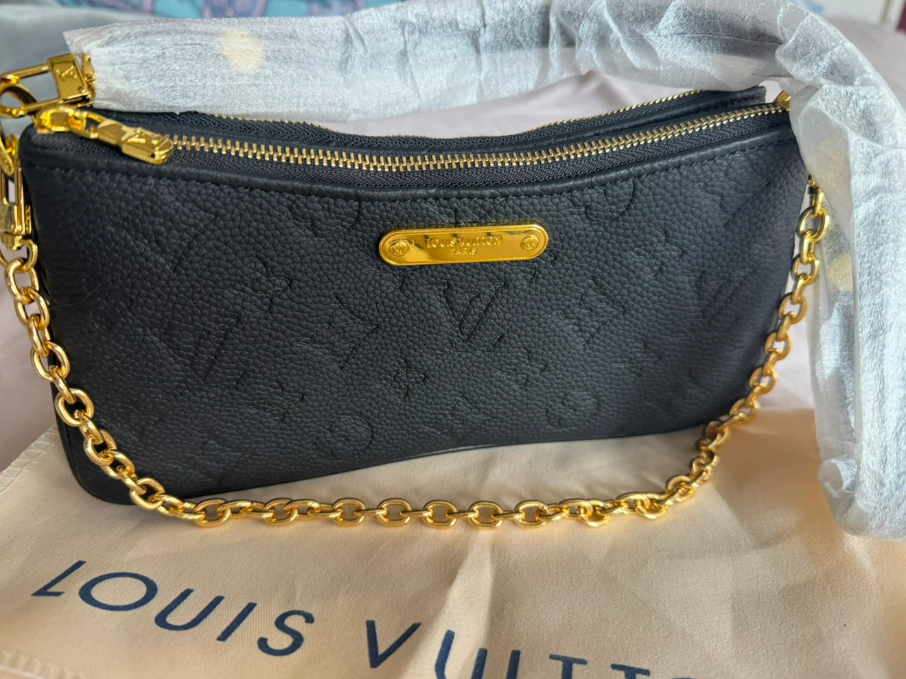 Louis Vuitton Black Monogram Empreinte Pochette - photo 2