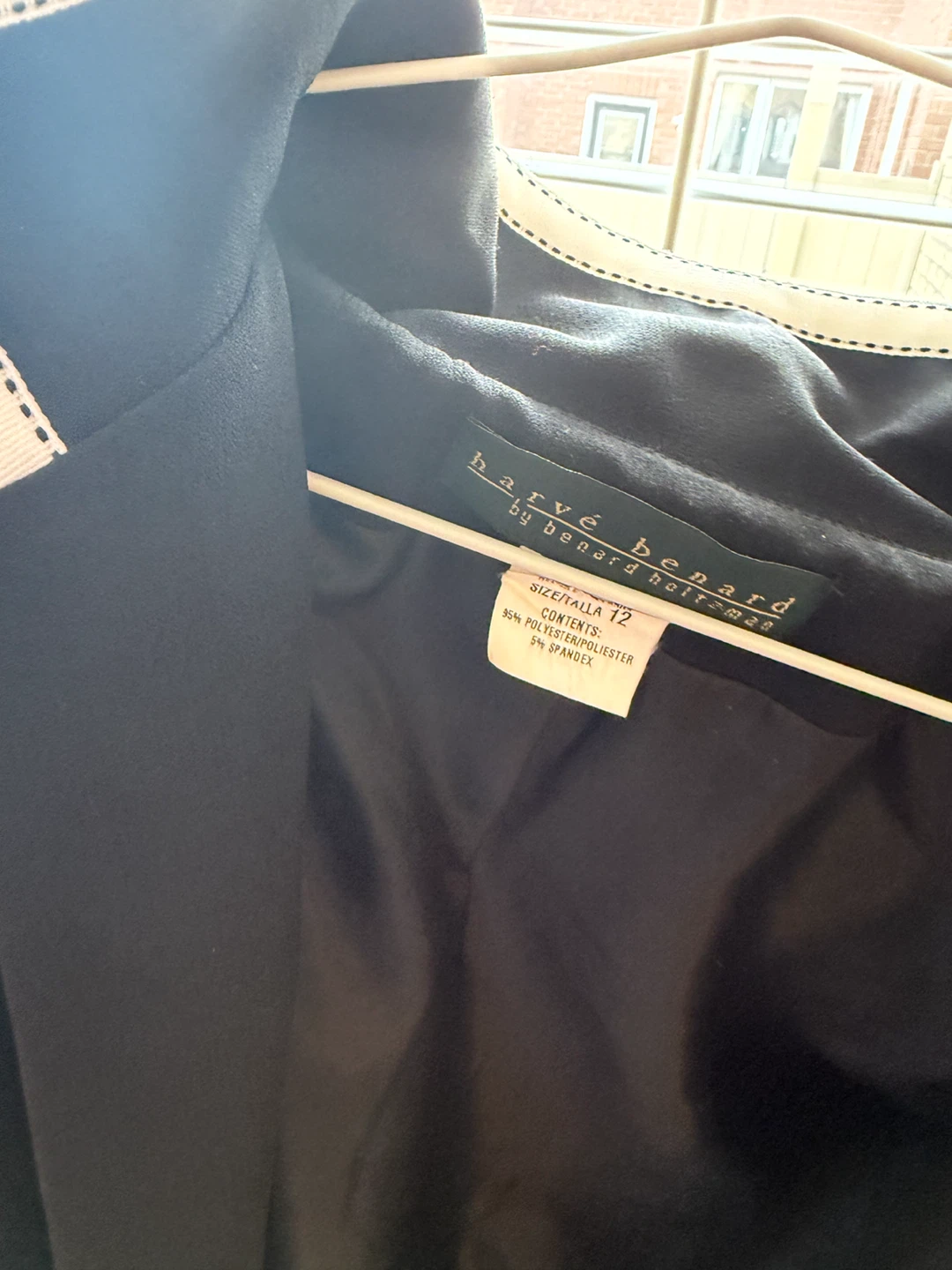 Harvé Benard Black Blazer Size 12 - photo 2