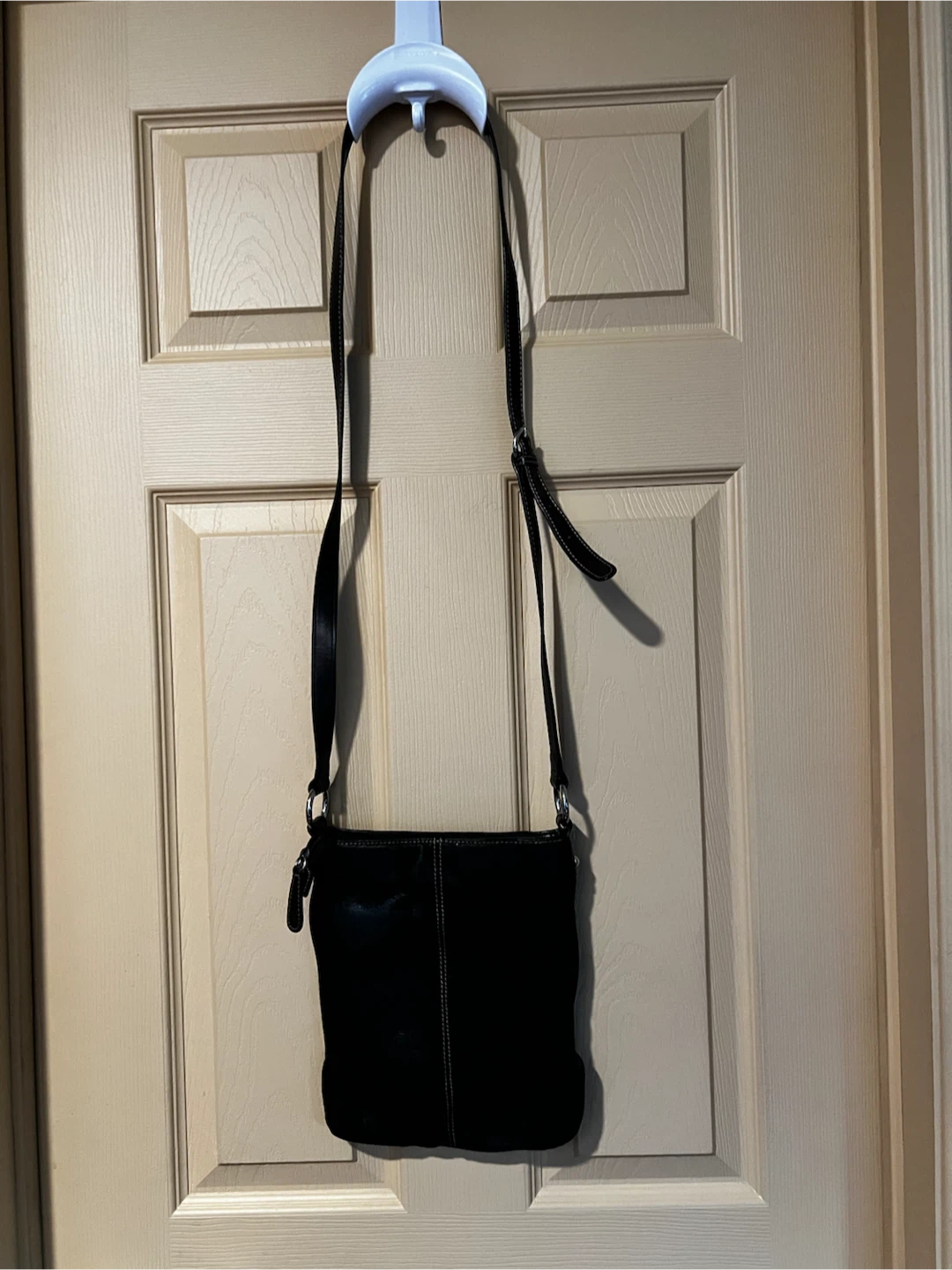 Black crossbody purse - photo 3