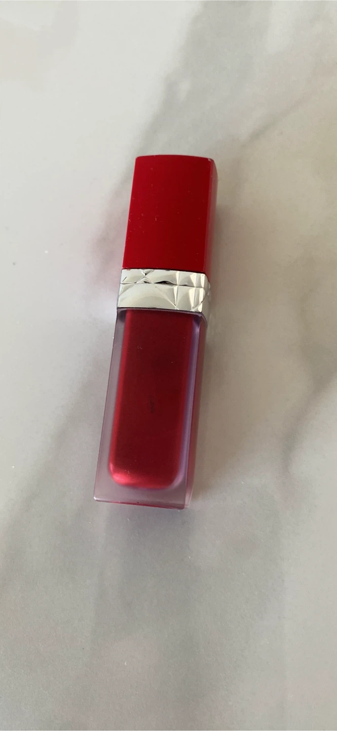 Dior 966 lipstick red