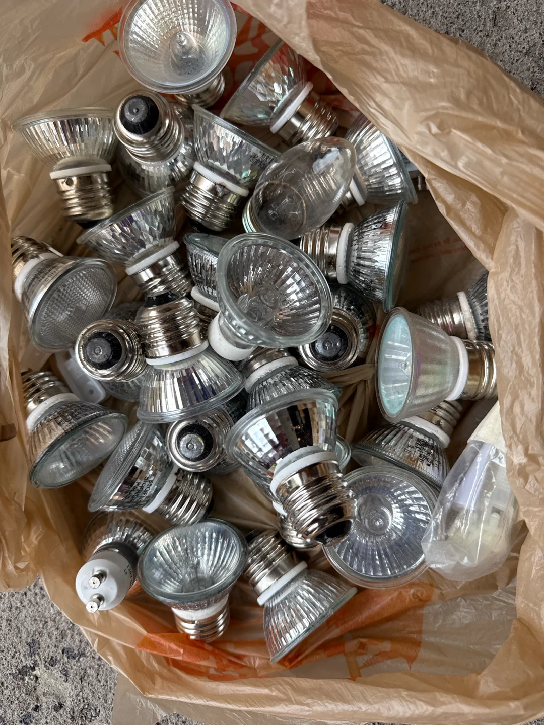 Assorted PAR20 and MR16 Halogen Light Bulbs
