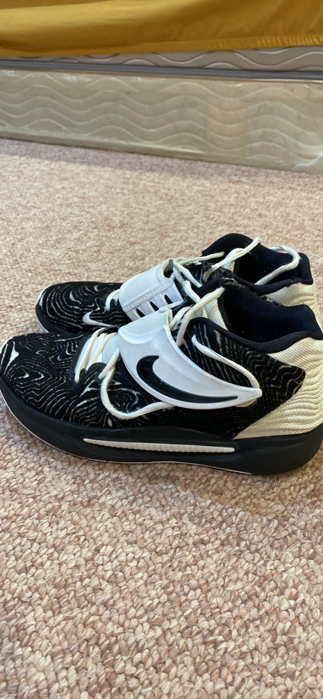 Nike KD14 Black White Volt - US 10.5 - photo 3