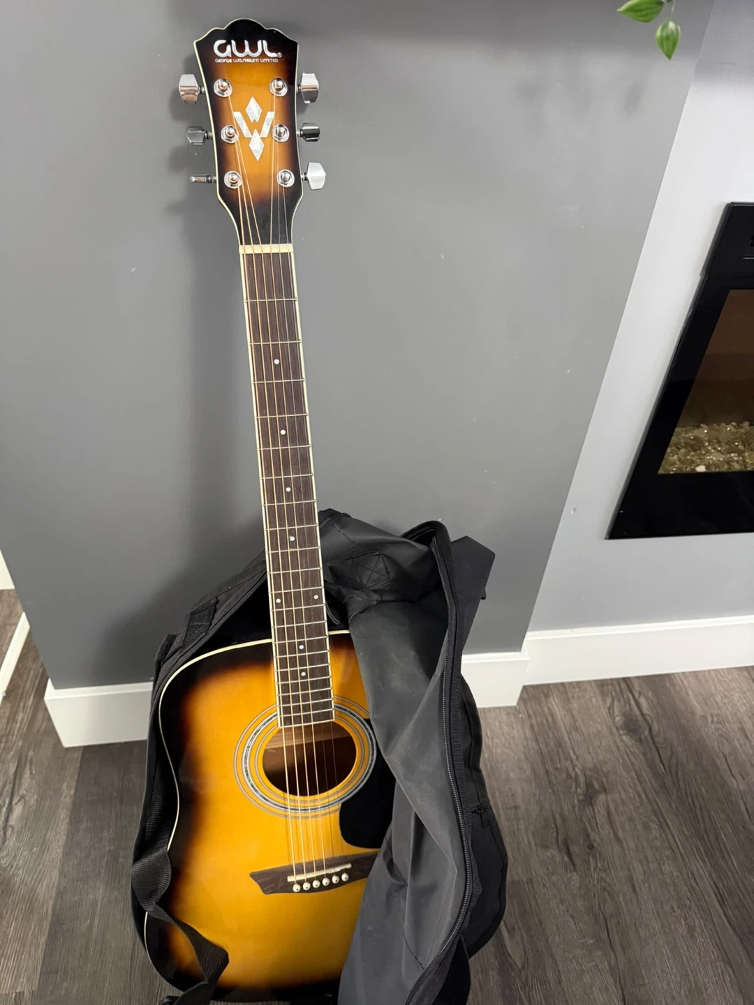 GWL Acoustic Guitar
