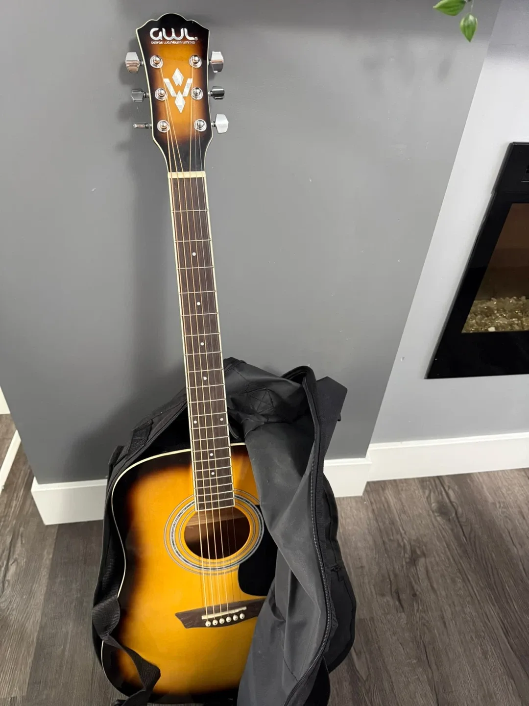 GWL Acoustic Guitar
