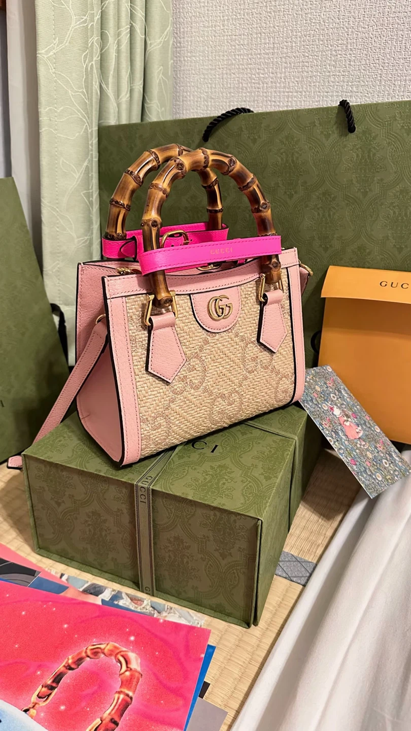 Gucci Diana Mini Tote Bag - photo 3