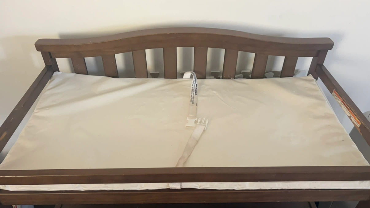 Wooden Baby Changing Table - photo 4