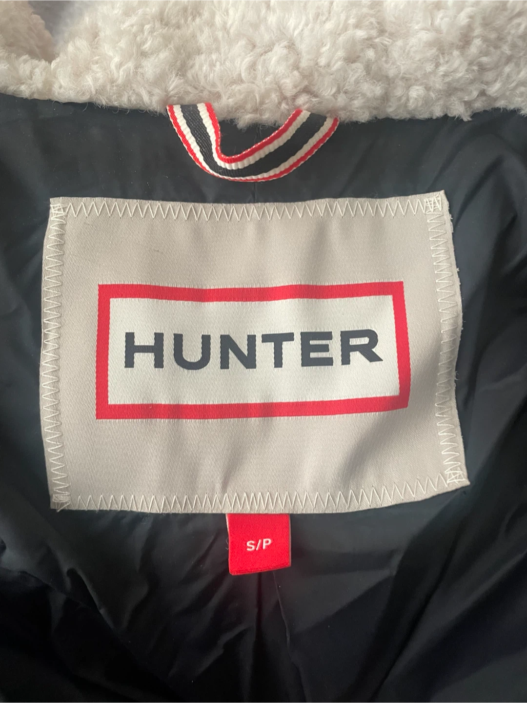 Hunter red puffer jacket - photo 3
