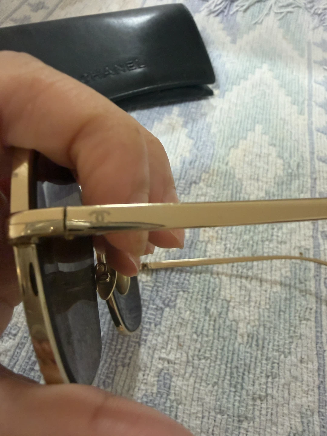 Chanel Gold Sunglasses - photo 2