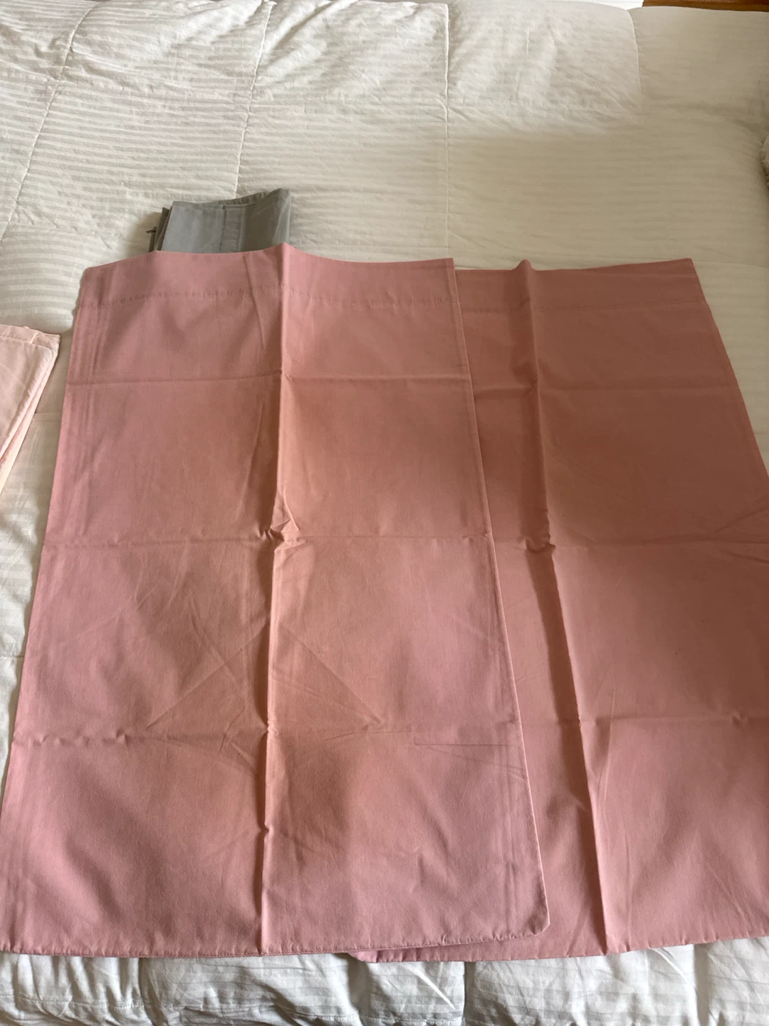 Standard Pink Pillowcases