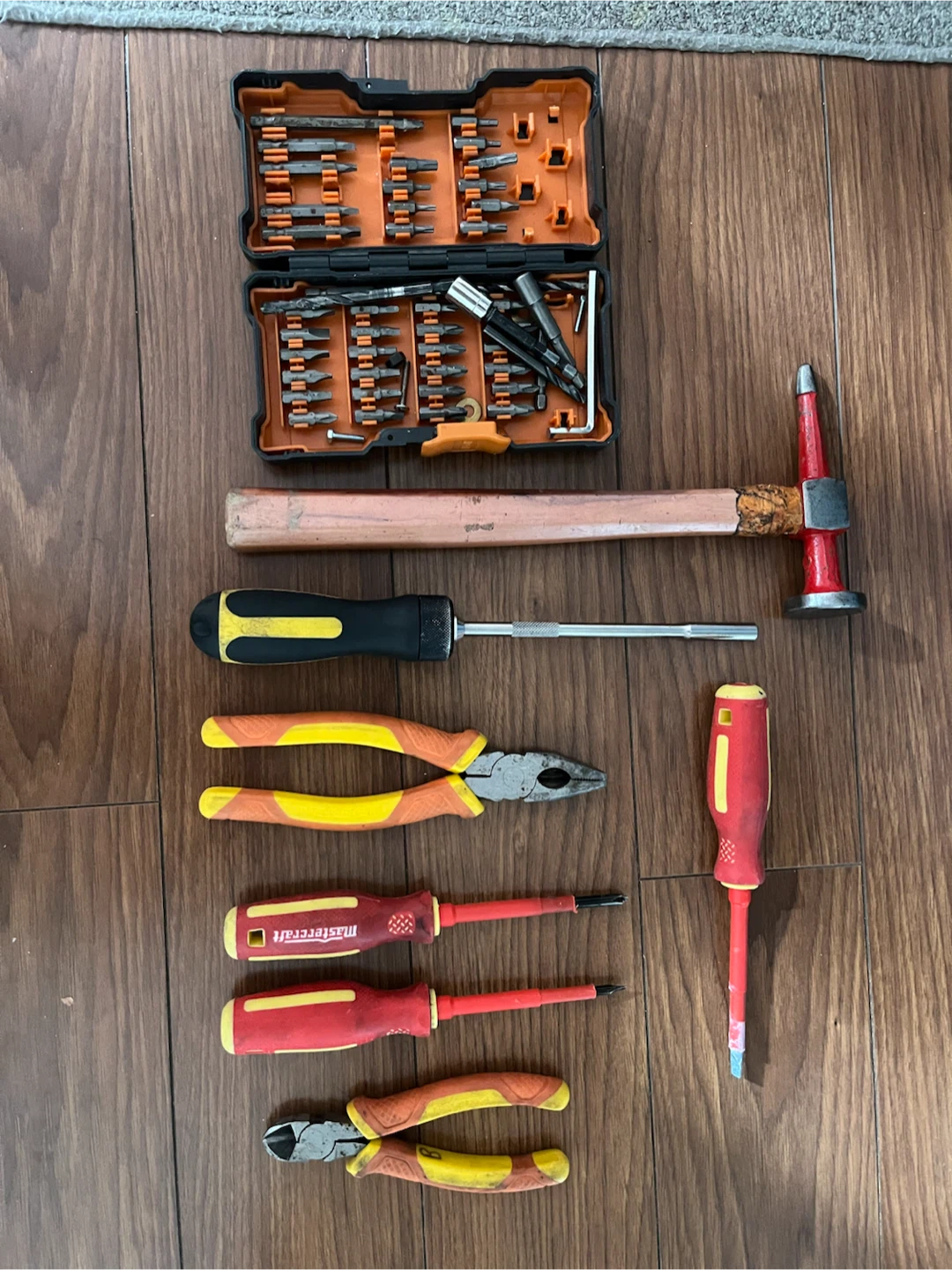 Large Mastercraft and Assorted Hand Tool Collection - photo 2
