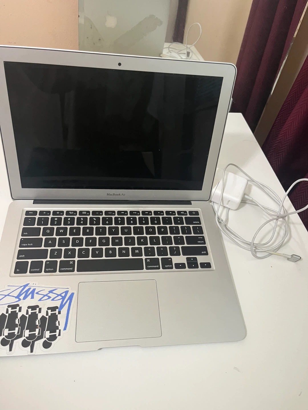Apple MacBook Air laptop - photo 2