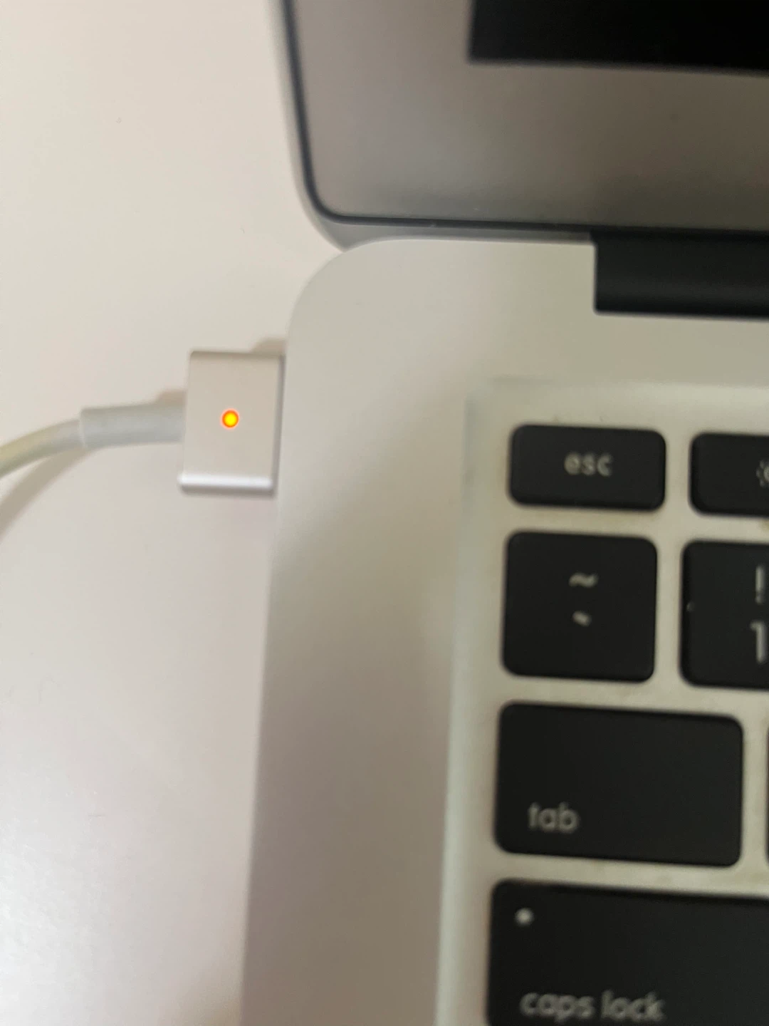 Apple MacBook Air laptop - photo 3