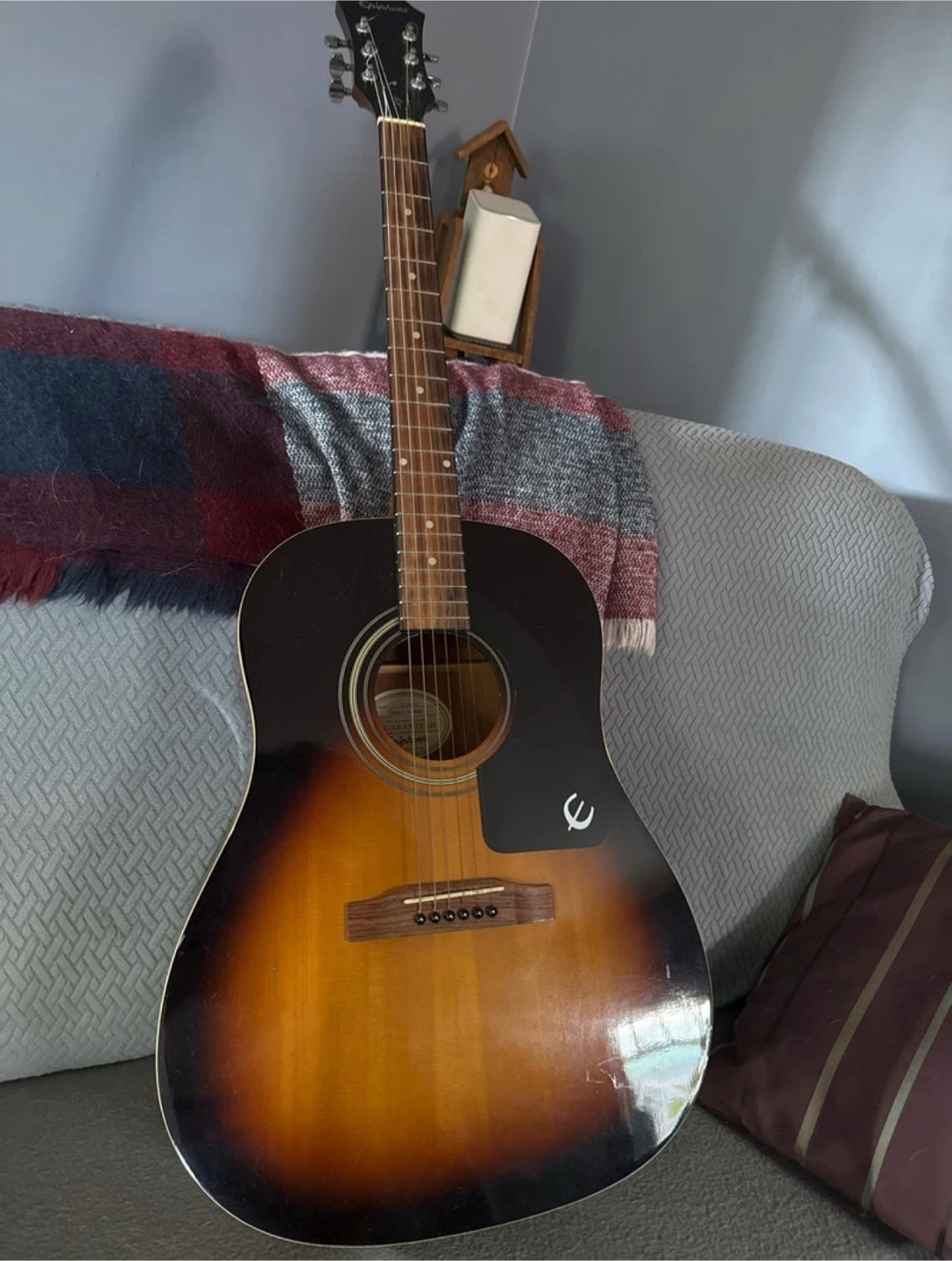 Guitar Epihone AJ-100/VS Vintage Sunburst variant