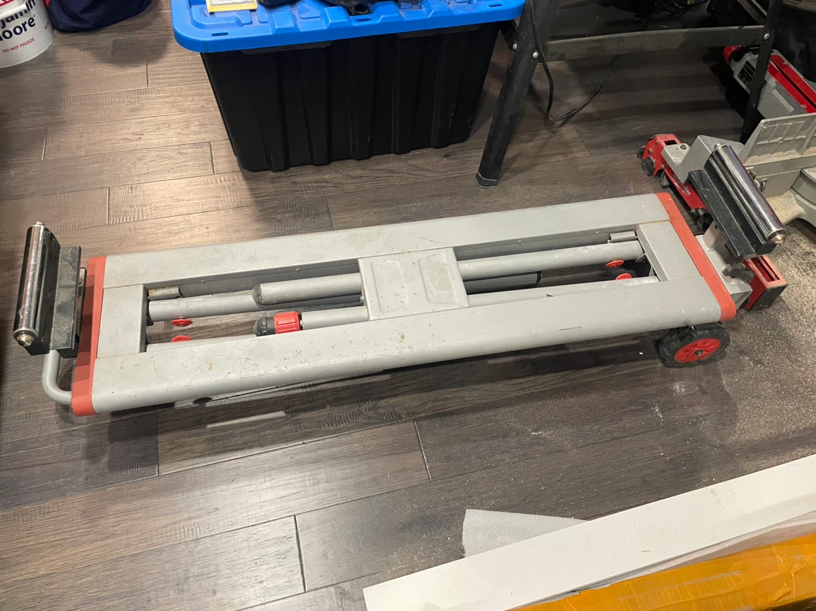 12” Milwaukee Dual Bevel Sliding Compound Mitre Saw and Stand - photo 2