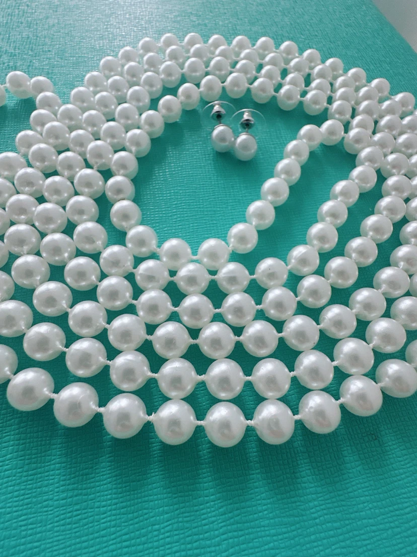 White faux pearl necklace and earring set - photo 5