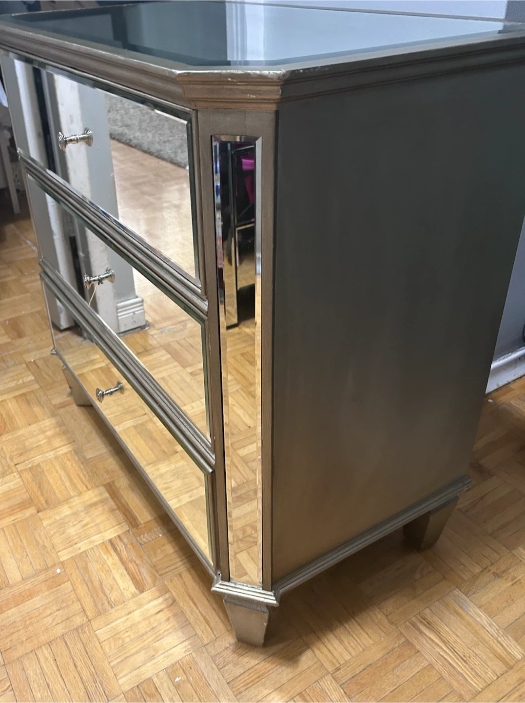 $350 Homesense Mirrored 3-Drawer Dresser - photo 2