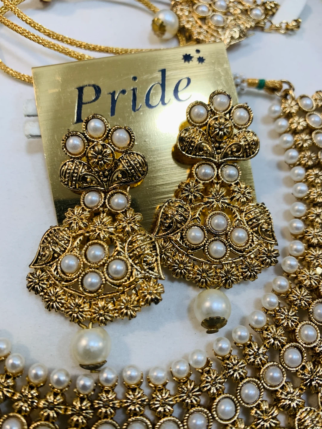 Antique Gold Pearl Bridal Jewellery Set with Maang Tikka - photo 2