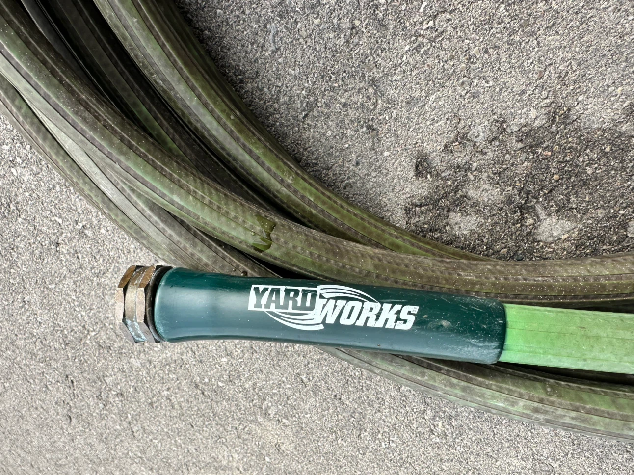 50’ YardWorks Garden Hose - photo 2