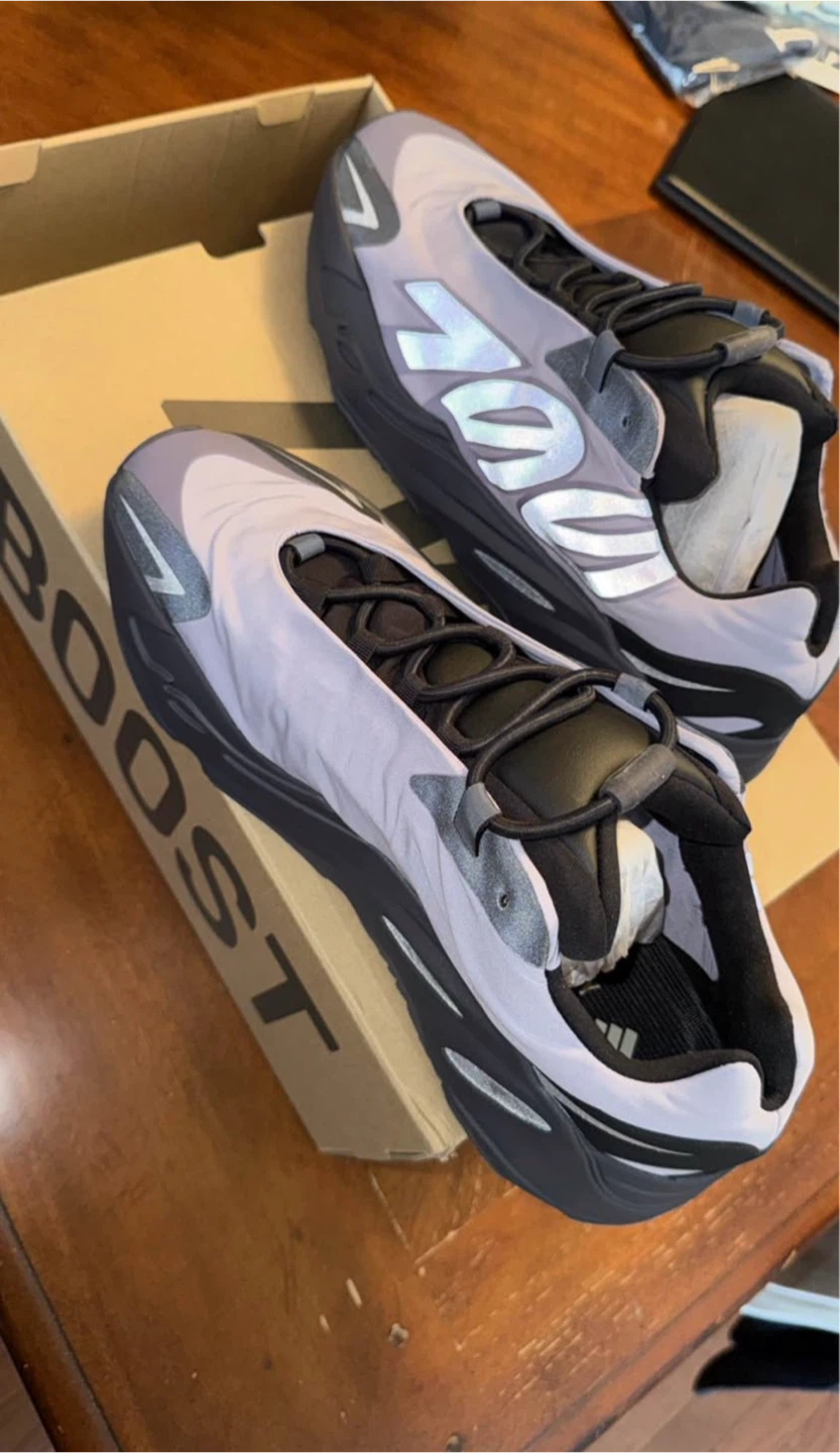 Adidas Yeezy 700 MNVN Geode Size 13 - photo 2
