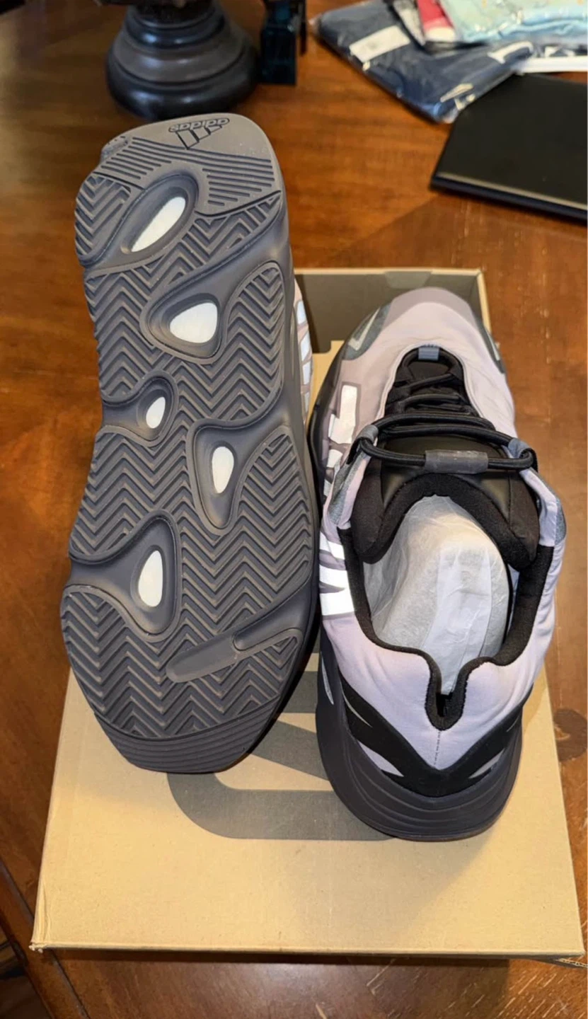 Adidas Yeezy 700 MNVN Geode Size 13 - photo 4