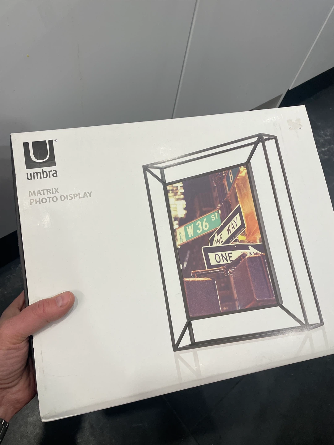 Umbra Matrix Photo Display 8 x 10 inch