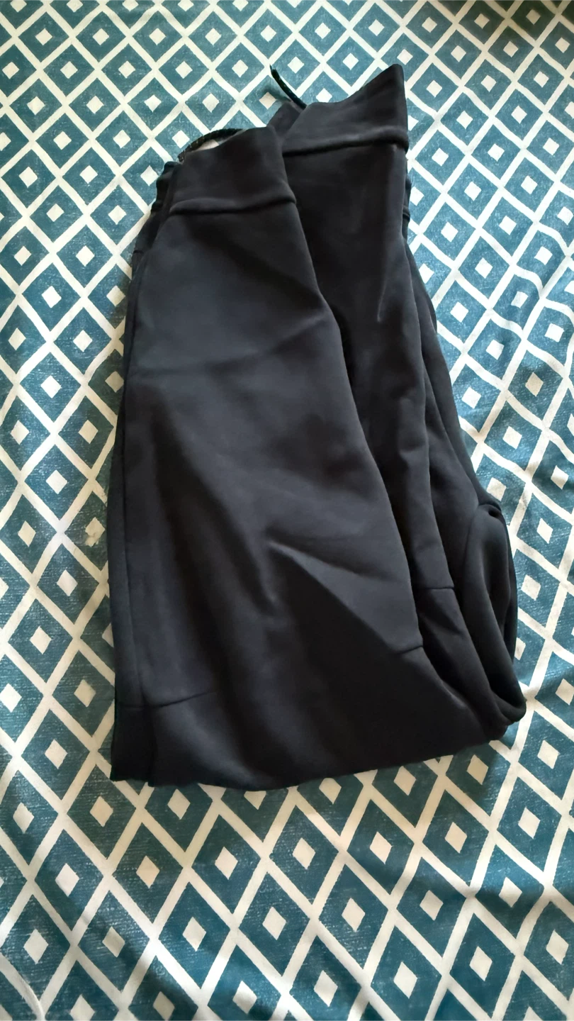 Nike Tech Fleece Black Joggers - photo 2