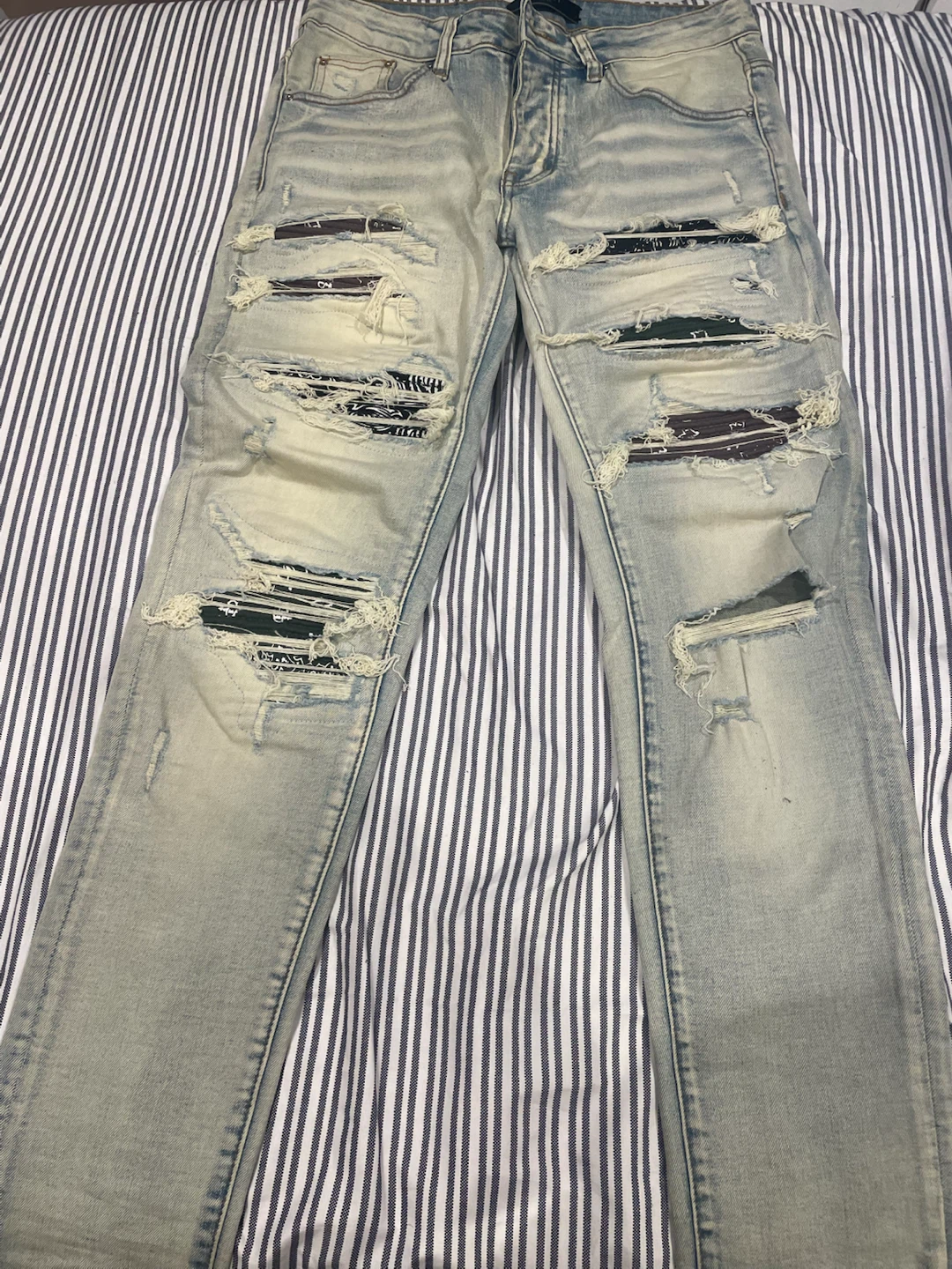Amiri MX1 Bandana Patchwork Jeans - Light Wash - Size 29 - photo 2