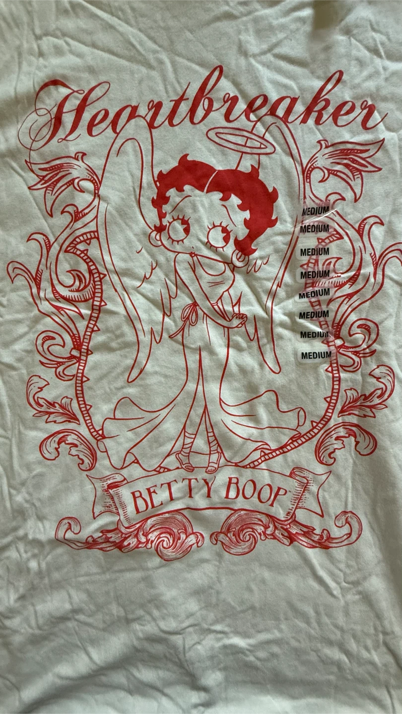 Betty Boop Heartbreaker Graphic T-Shirt - photo 2