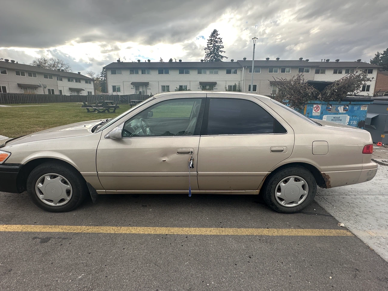 Toyota Camry 2000 - photo 3