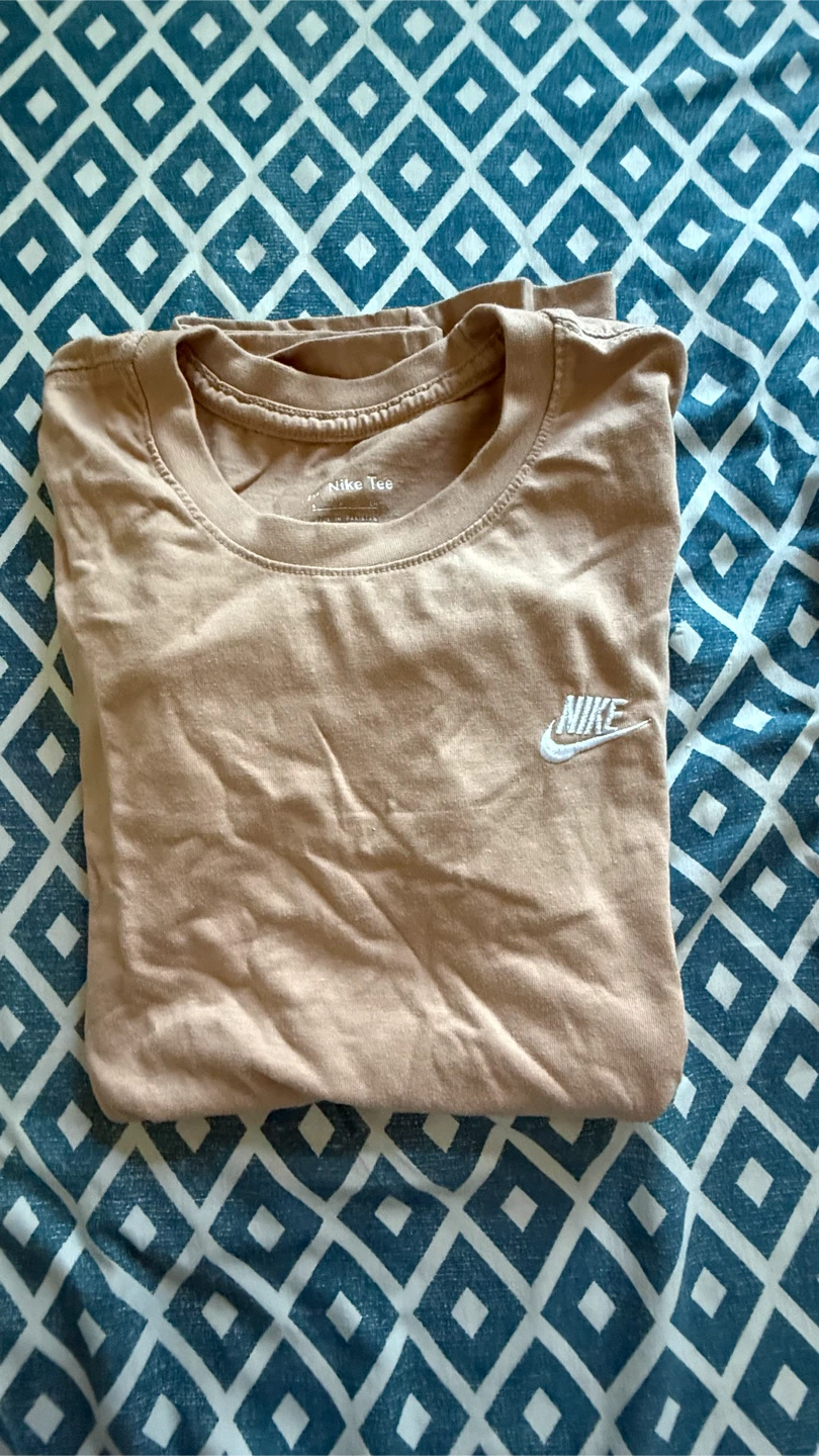 Nike Tee Tan Shirt