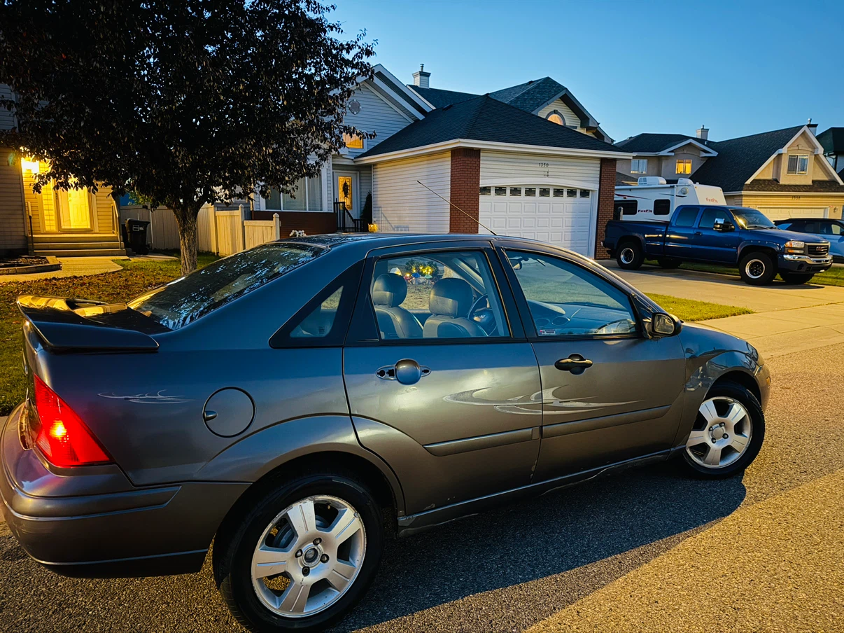 Ford Focus - photo 5