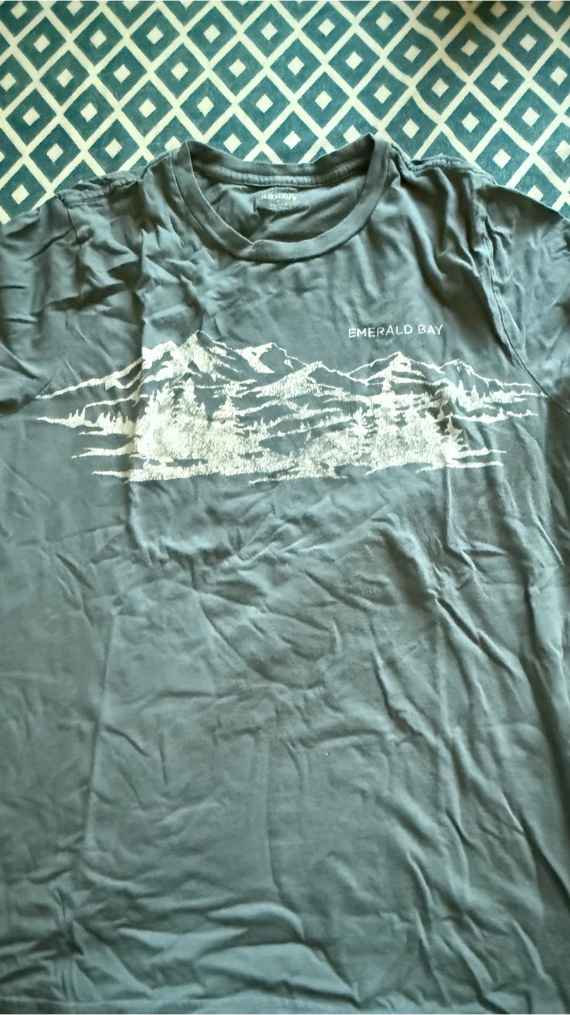 Old Navy Emerald Bay Graphic T-Shirt