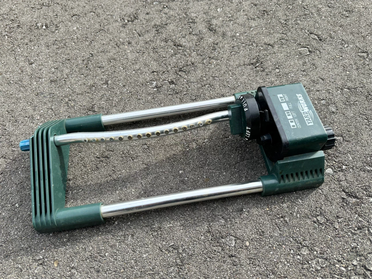 YardWorks Oscillating Sprinkler