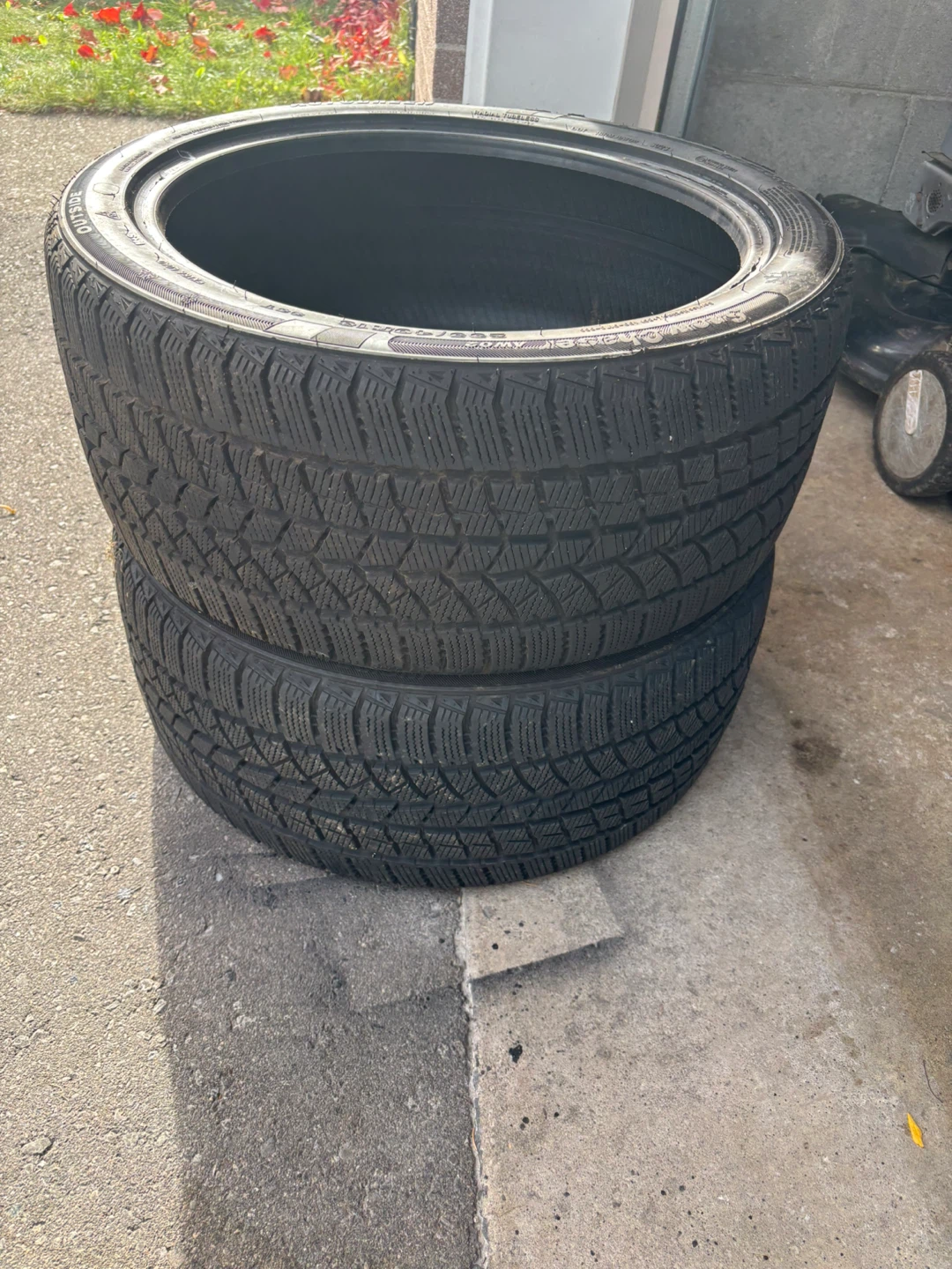 2 Snowchaser AW02 Tires 235/40R18