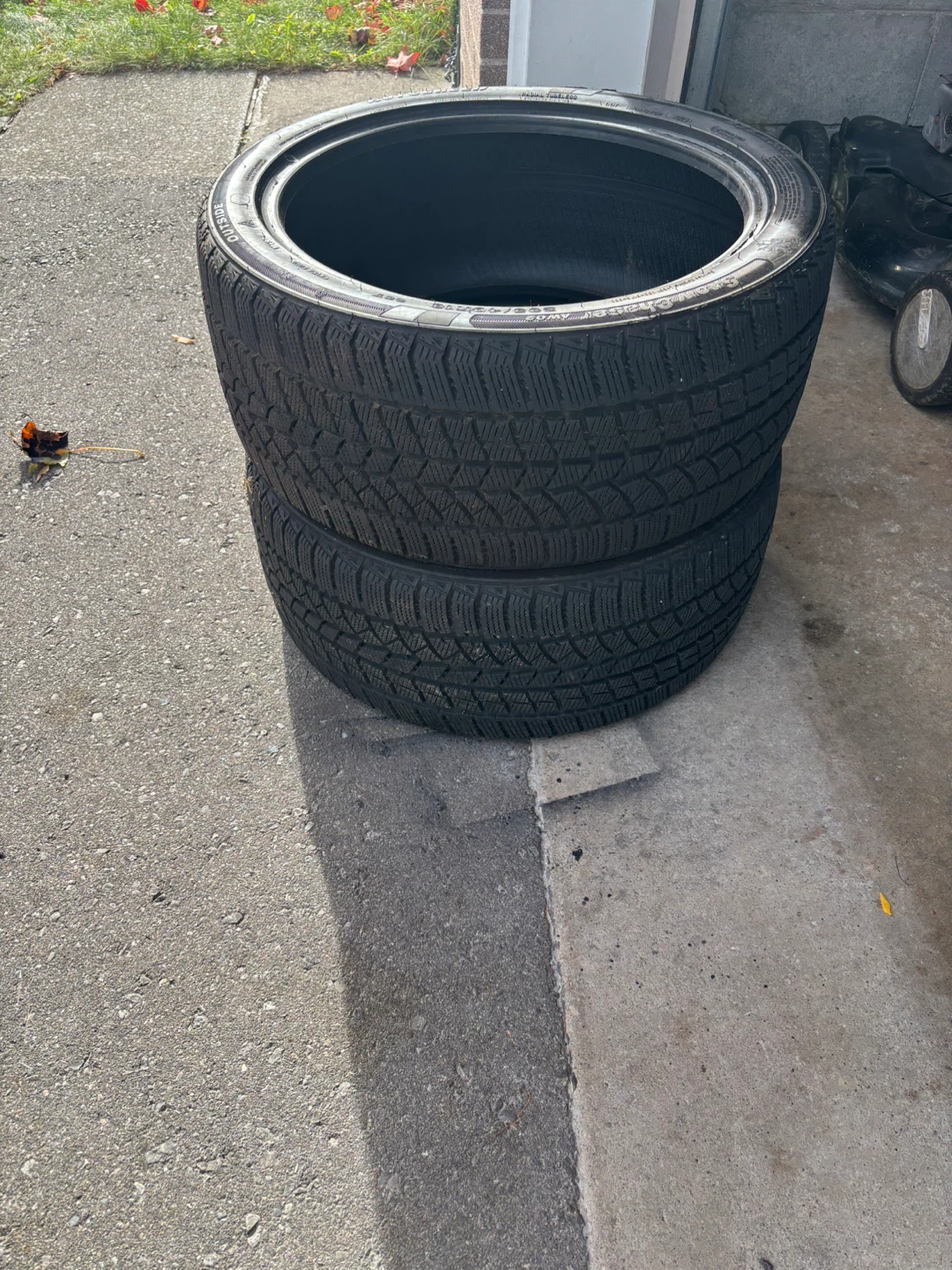 2 Snowchaser AW02 Tires 235/40R18 - photo 3