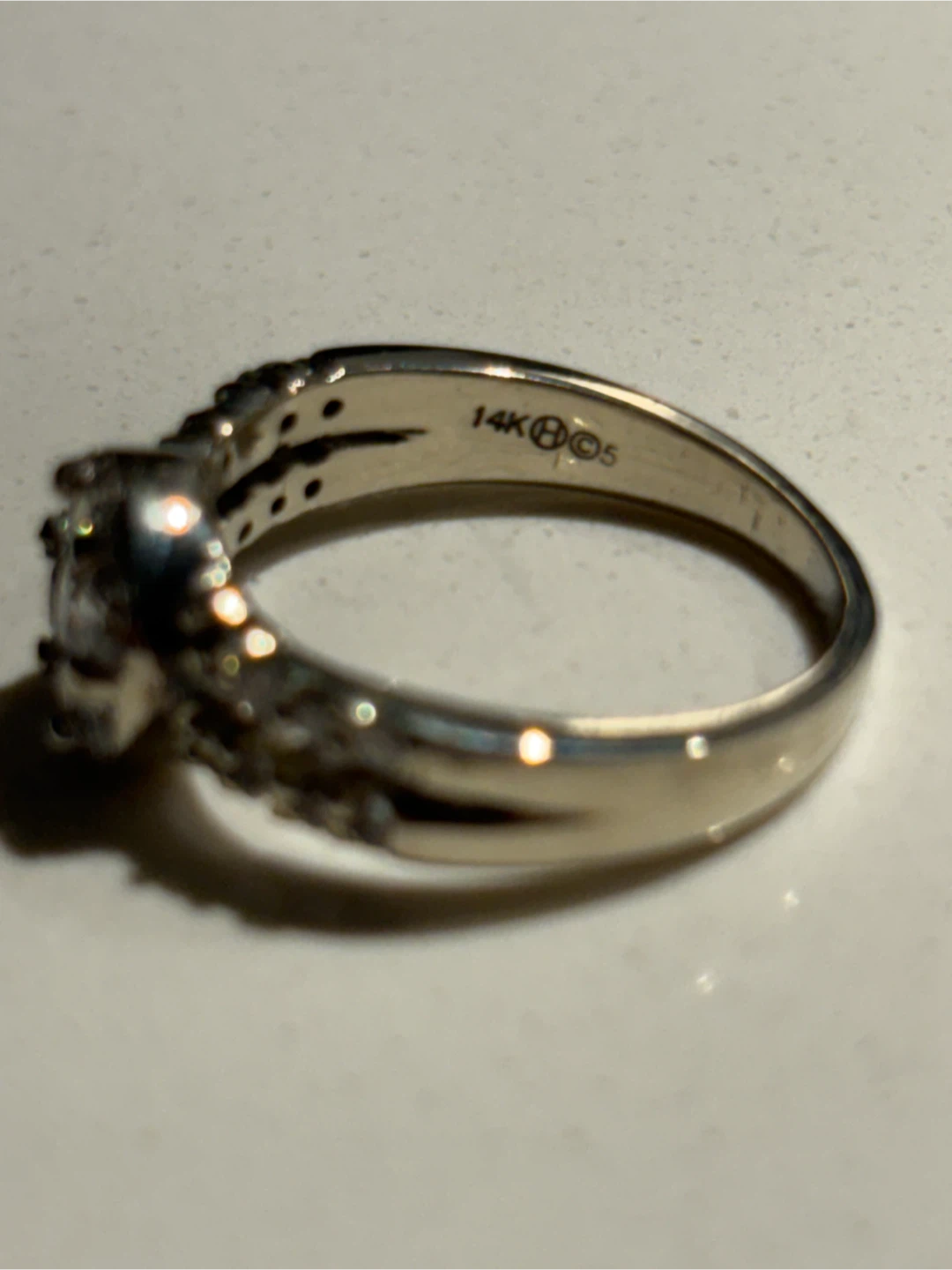 14k white gold ring with diamonds (size 7) - photo 4
