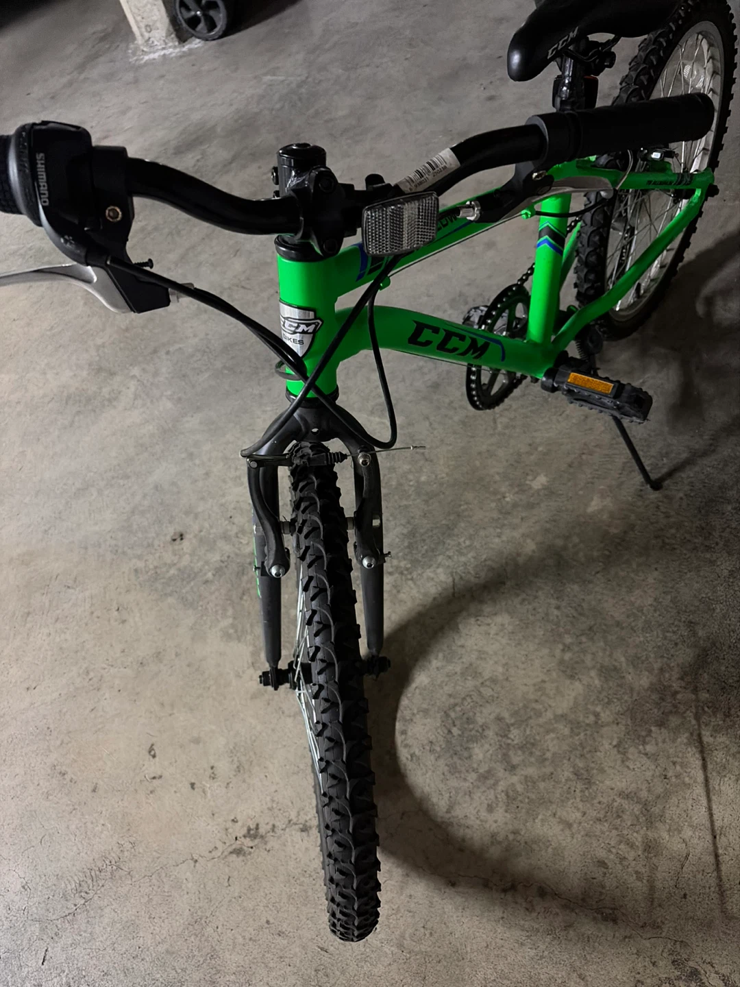 CCM Flow 20-inch Kids Mountain Bike - photo 4