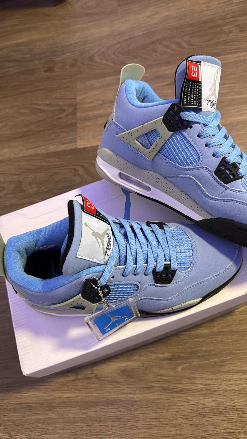 Air Jordan 4 University Blue - photo 2