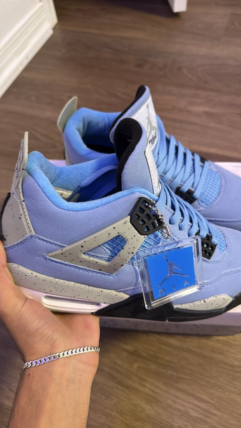 Air Jordan 4 University Blue - photo 3