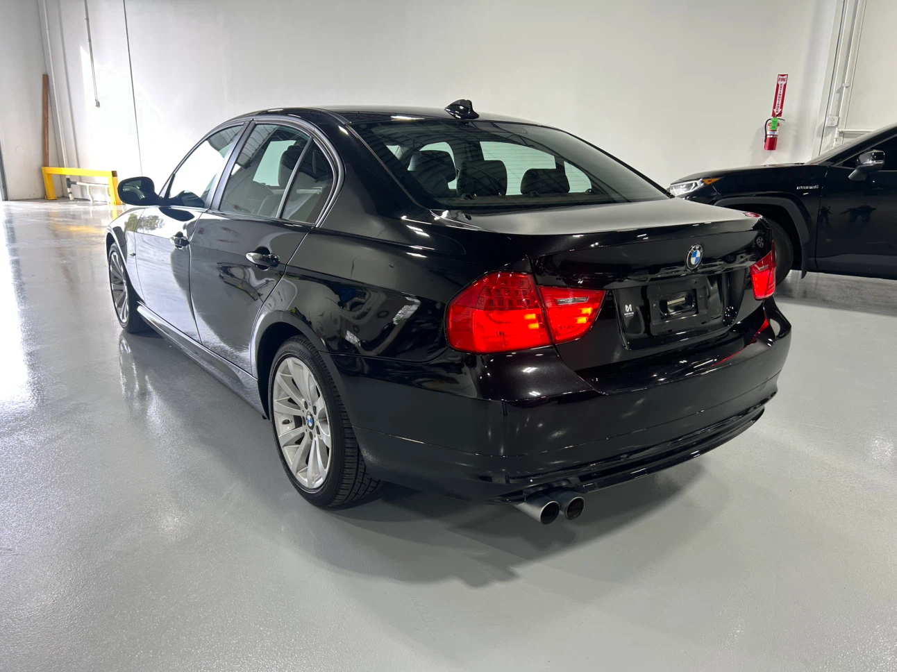 BMW 328i xDrive AWD - photo 3