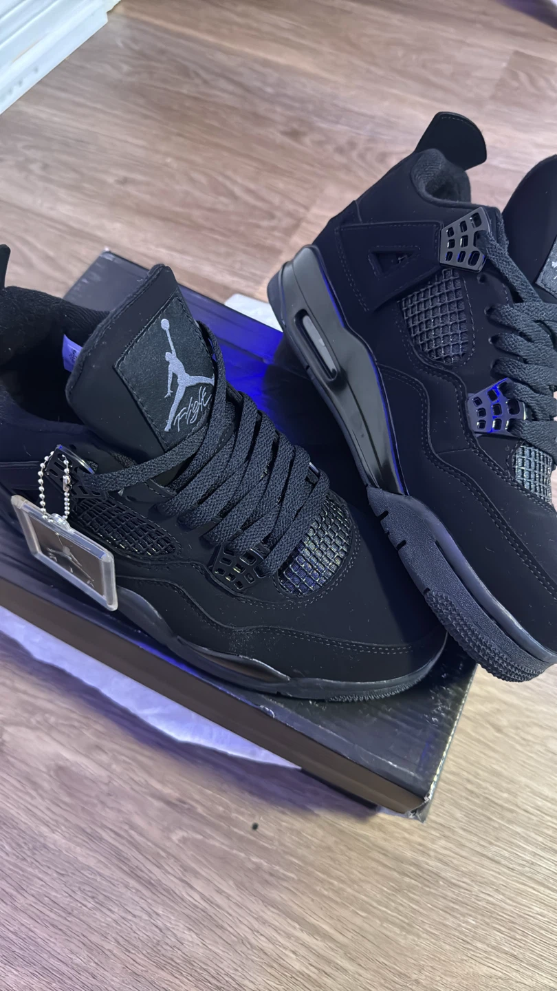 Jordan 4 Retro Black Cat Size 8