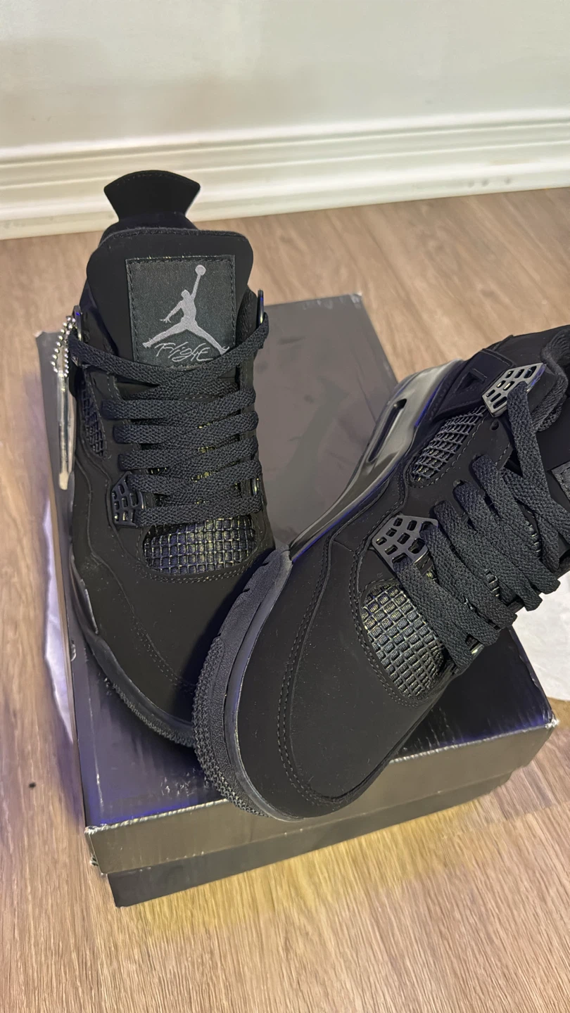 Jordan 4 Retro Black Cat Size 8 - photo 3
