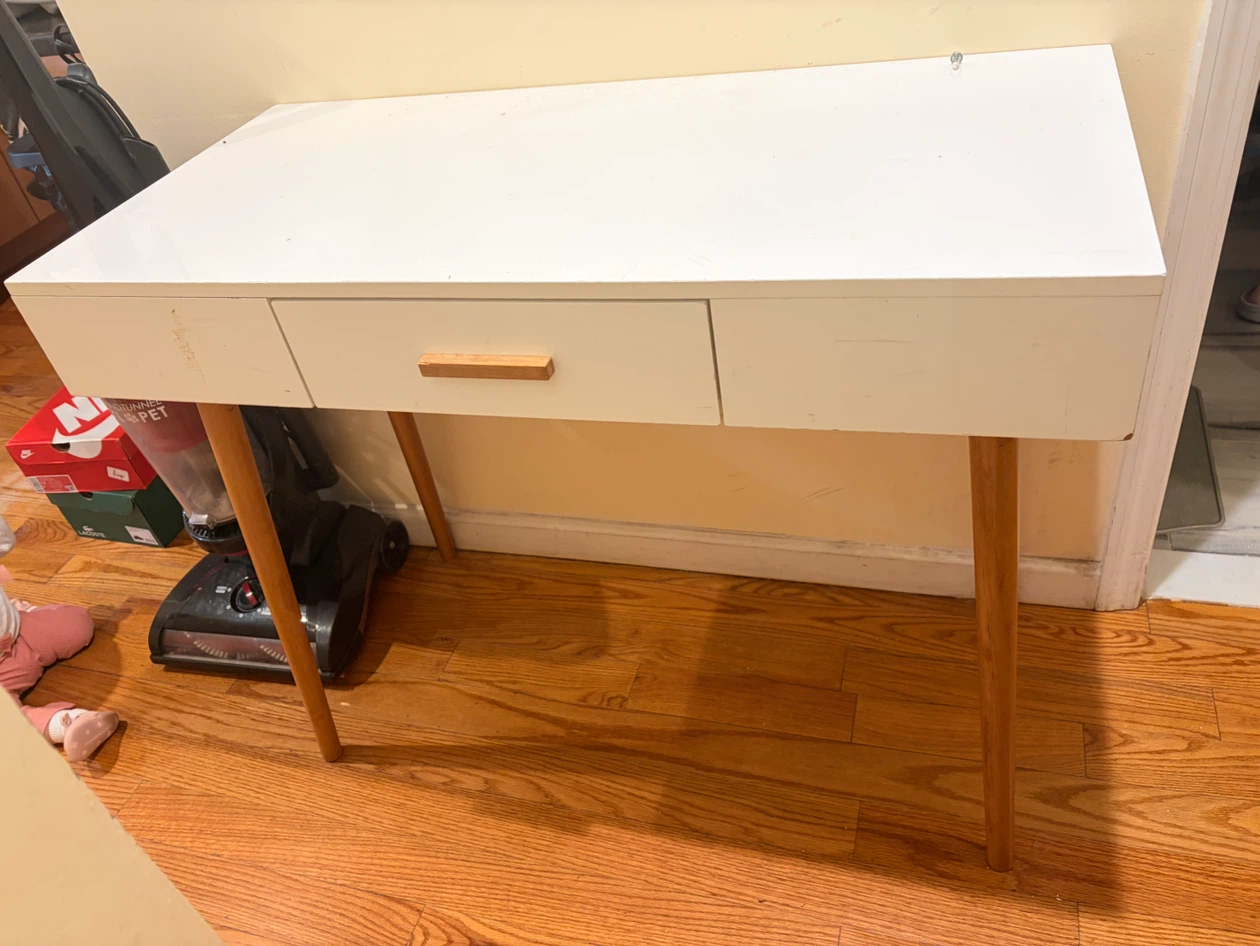 Mid-Century Modern Style White Writing Desk - photo 3