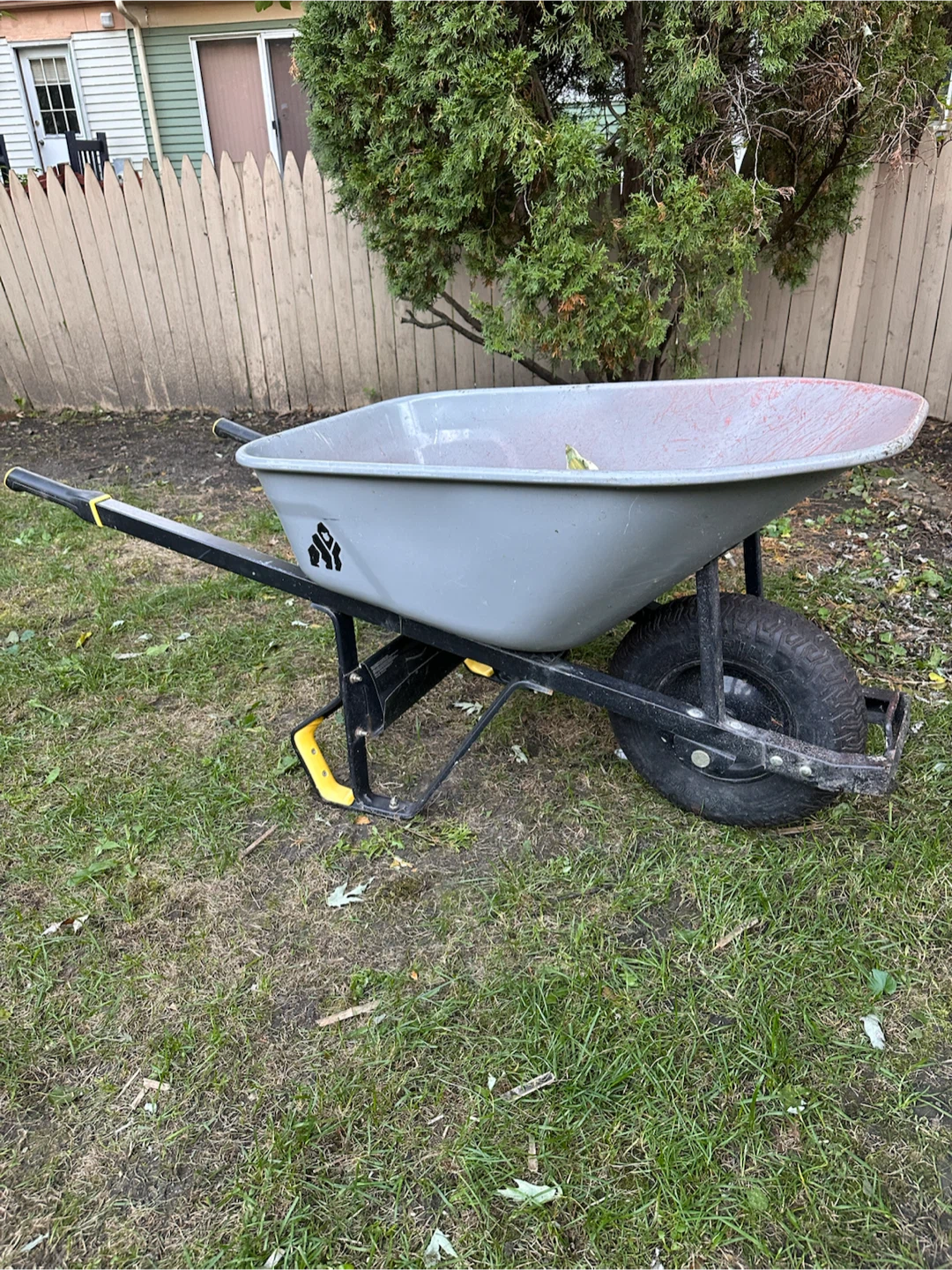 Gorilla Pro-Grade 6 Cubic Foot Wheelbarrow