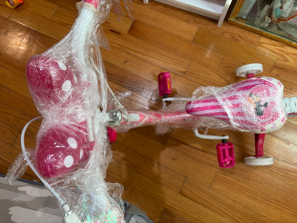 Minnie Mouse Kids Bike - photo 2