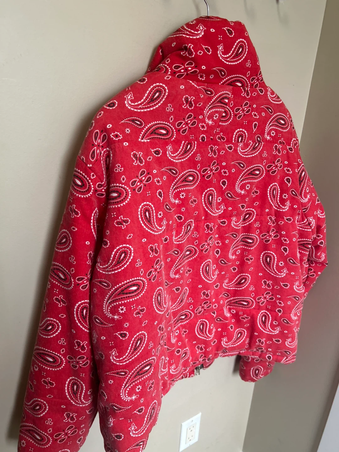 mnml Red Paisley Puffer Jacket - photo 5