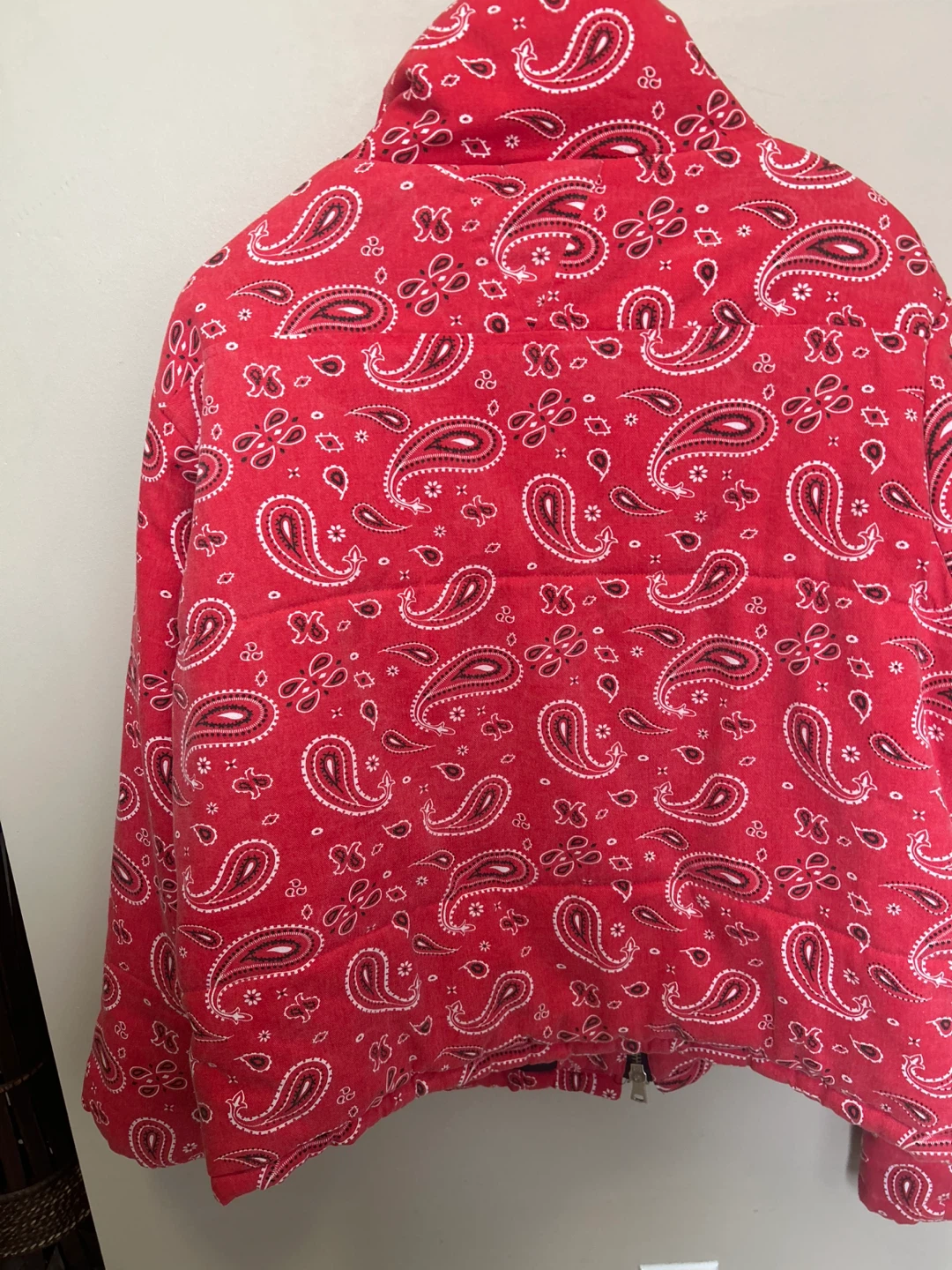 mnml Red Paisley Puffer Jacket - photo 4