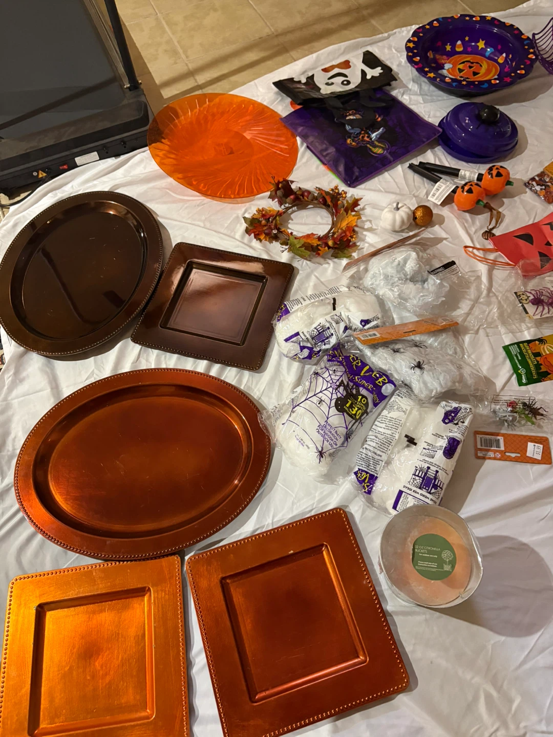 Halloween Decoration and Party Supplies Bundle