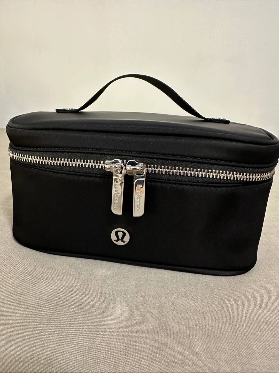 Lululemon Travel Toiletry Bag 3.5L - photo 2
